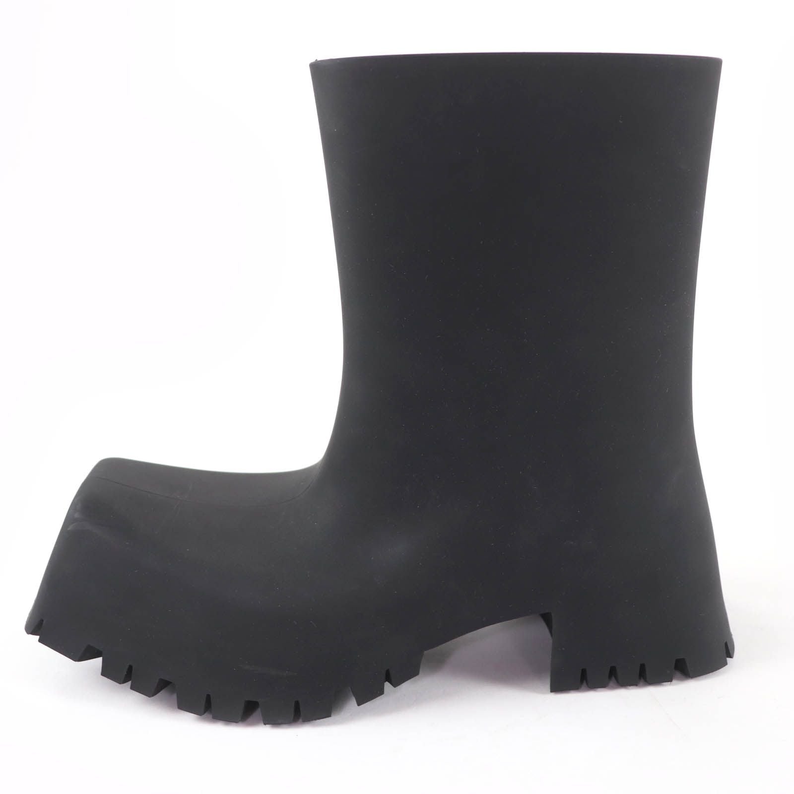 Balenciaga Trooper Short Boots Black — view 5