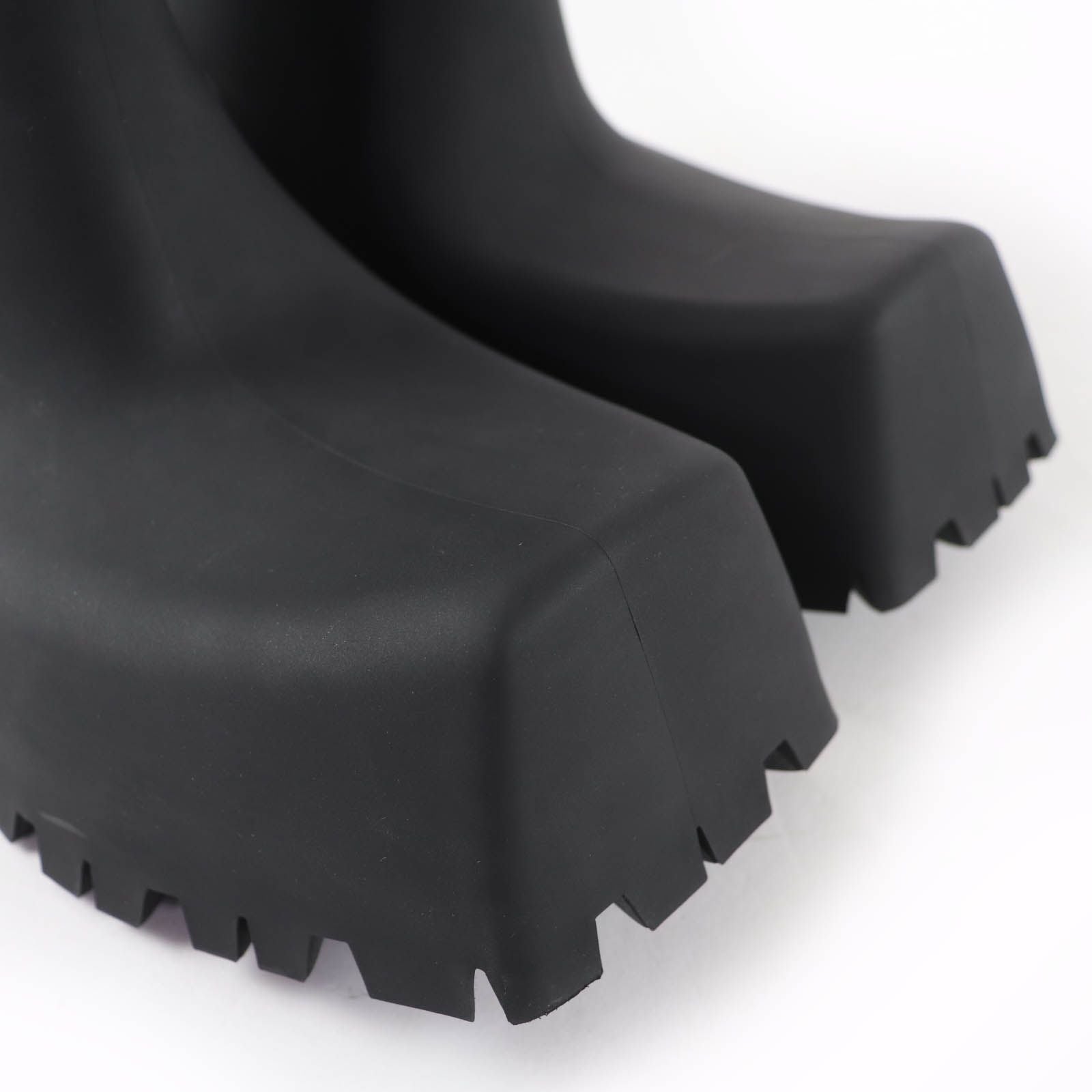 Balenciaga Trooper Short Boots Black — view 8