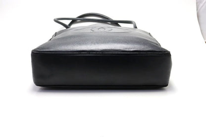 Chanel Jumbo CC Logo Leather Tote — view 3