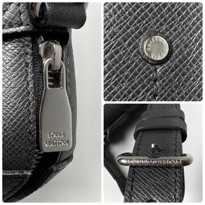 Louis Vuitton Taiga Pochette Grigori Shoulder Bag — view 9