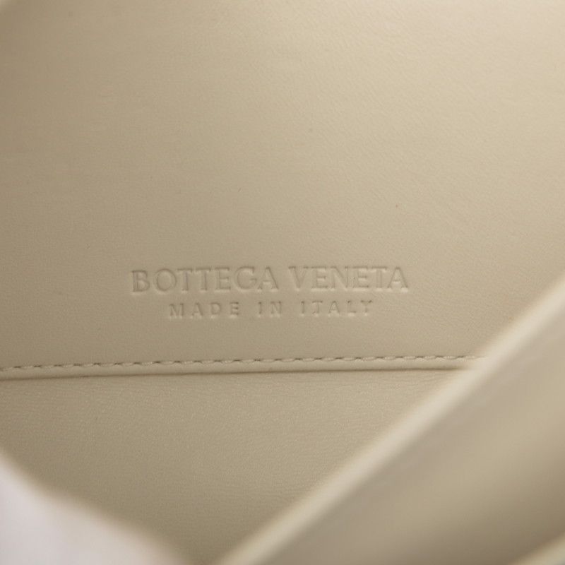 Bottega Veneta Mount Chain 2-Way Shoulder Bag White Leather — view 5