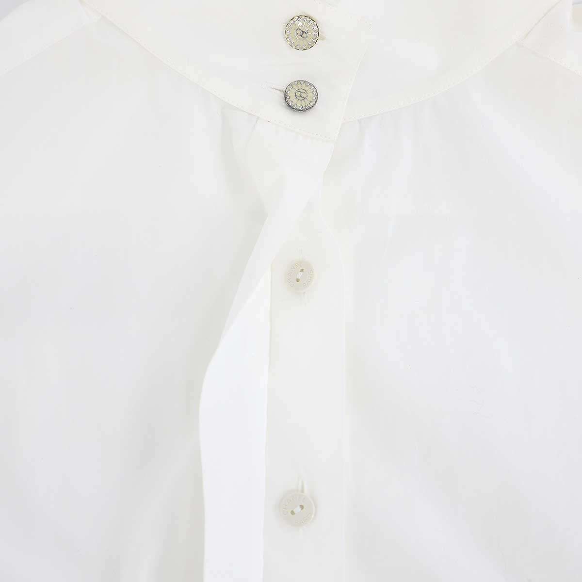Chanel Bijou Button Sleeveless High Neck Blouse Shirt White 42 — view 6