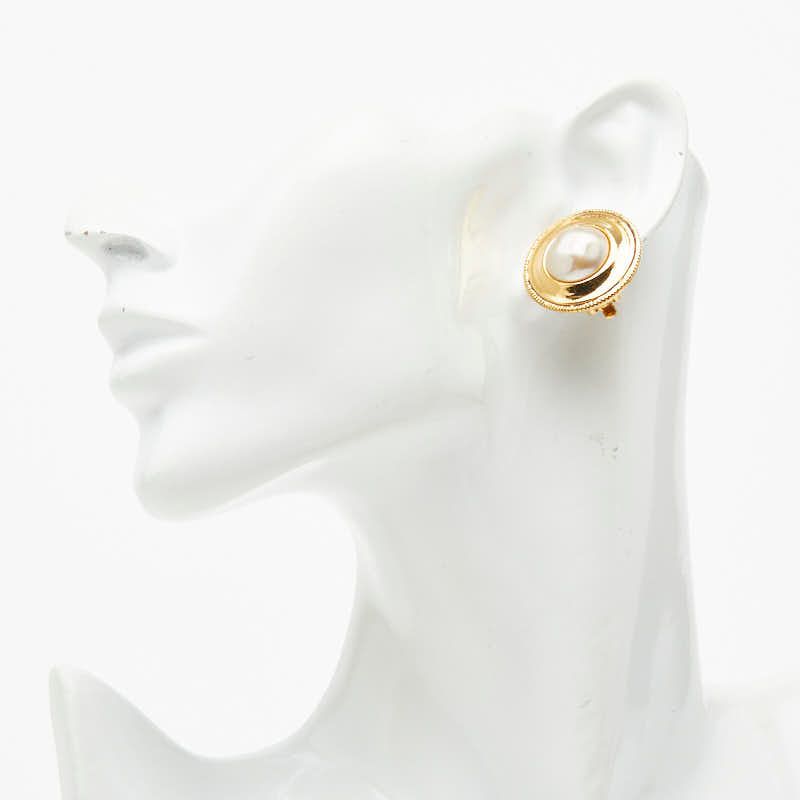 Chanel Round Earrings Gold Faux Pearl Plated — view 5