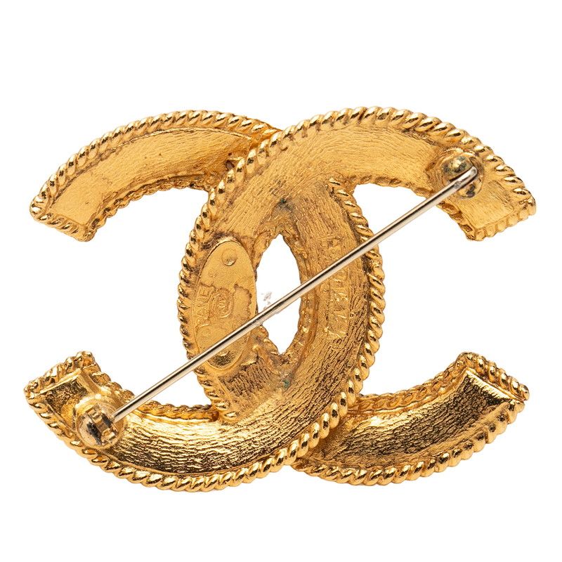 Chanel CC Logo Brooch Gold Plated — view 2
