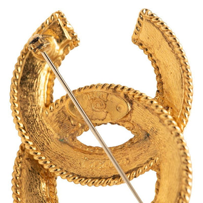 Chanel CC Logo Brooch Gold Plated — view 3