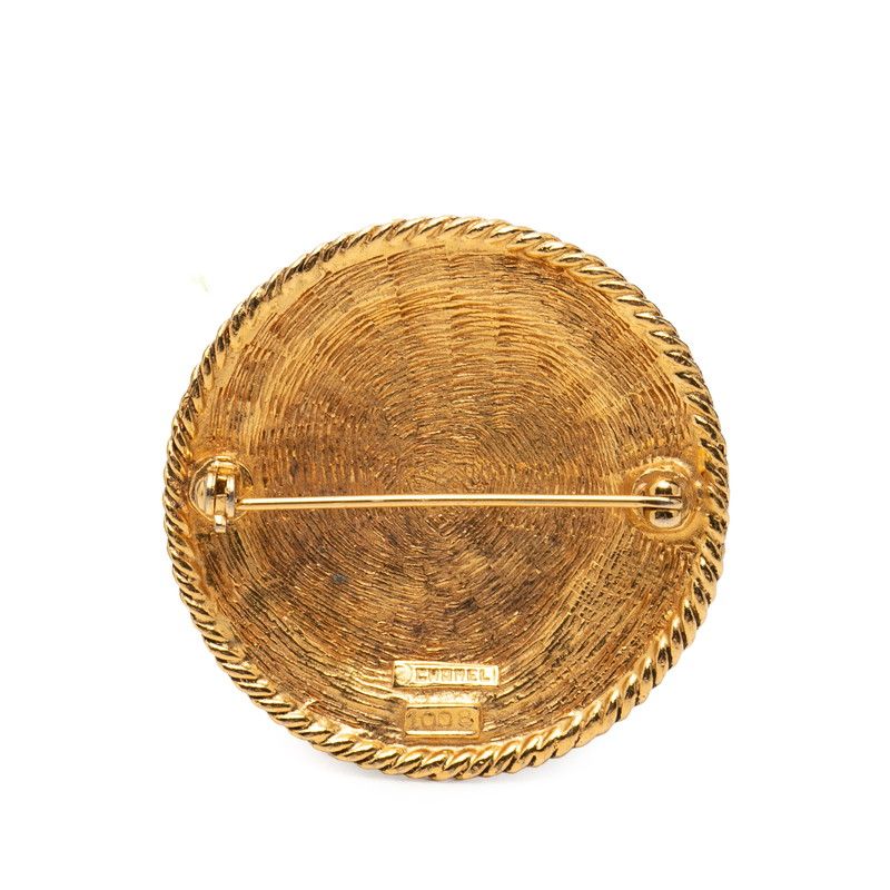 Chanel CC Logo Brooch Gold Black Plated — view 2