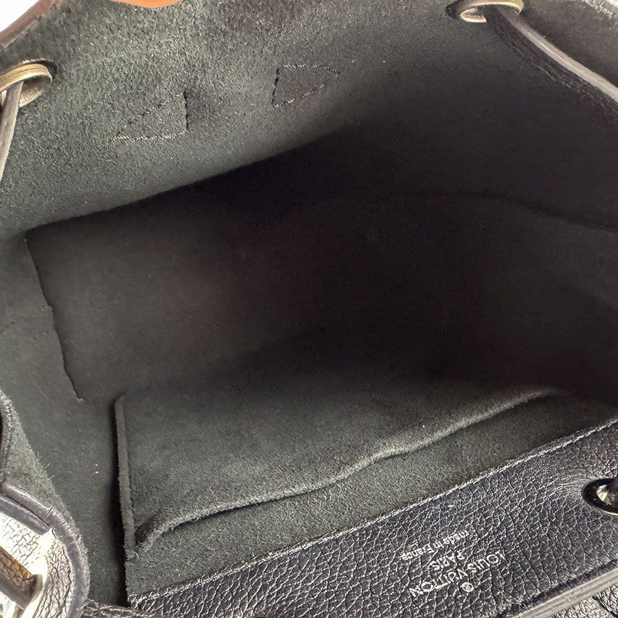 Louis Vuitton Lock Me Backpack — view 5