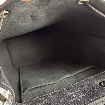Louis Vuitton Lock Me Backpack — view 5