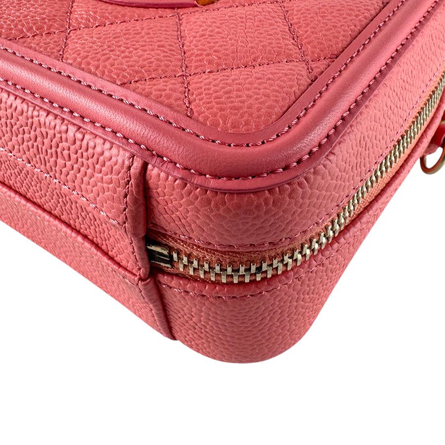 Chanel Shoulder Bag CC Figuri — view 9