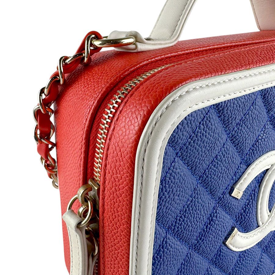 Chanel Shoulder Bag CC Figuri — view 6