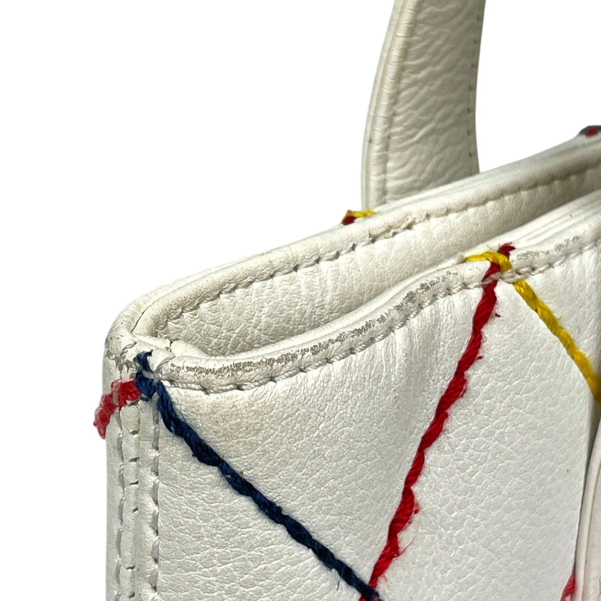 Chanel Wild Stitch Tote CC Logo Leather White — view 8