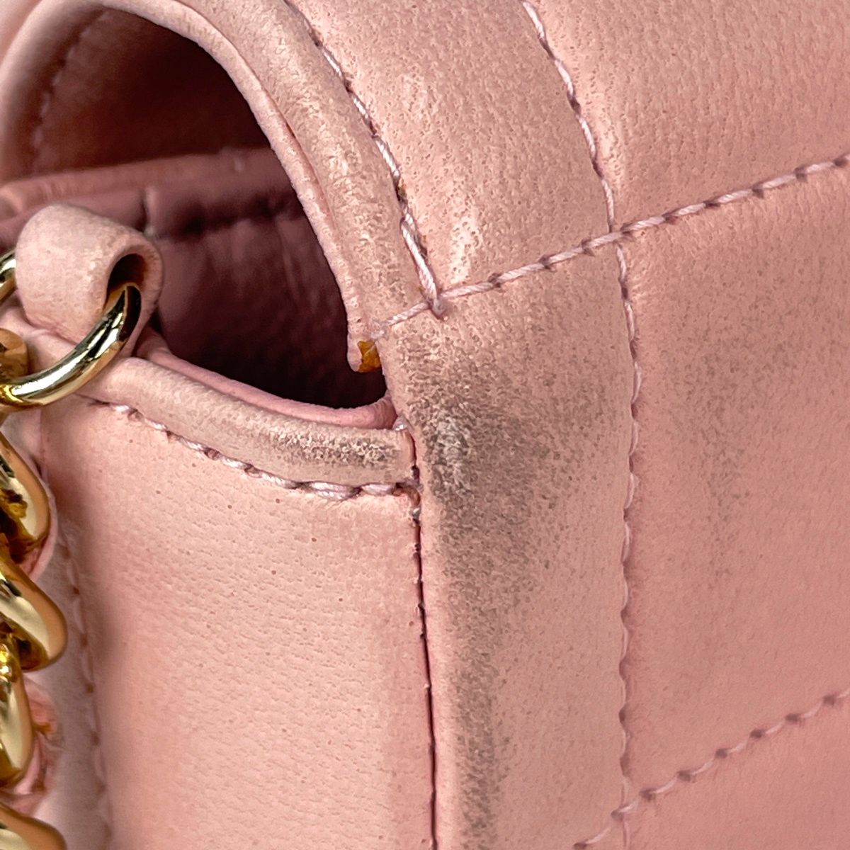 Chanel Shoulder Bag CC Logo Leather Pink — view 8