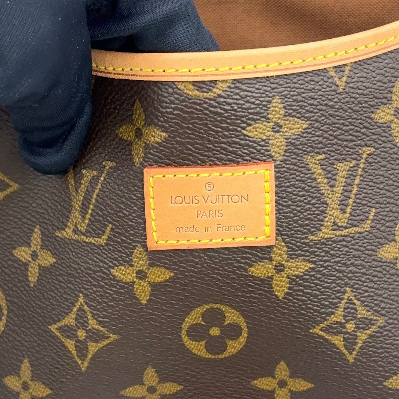 Louis Vuitton Saumur 35 Monogram Leather Brown Shoulder Bag Gold — view 5