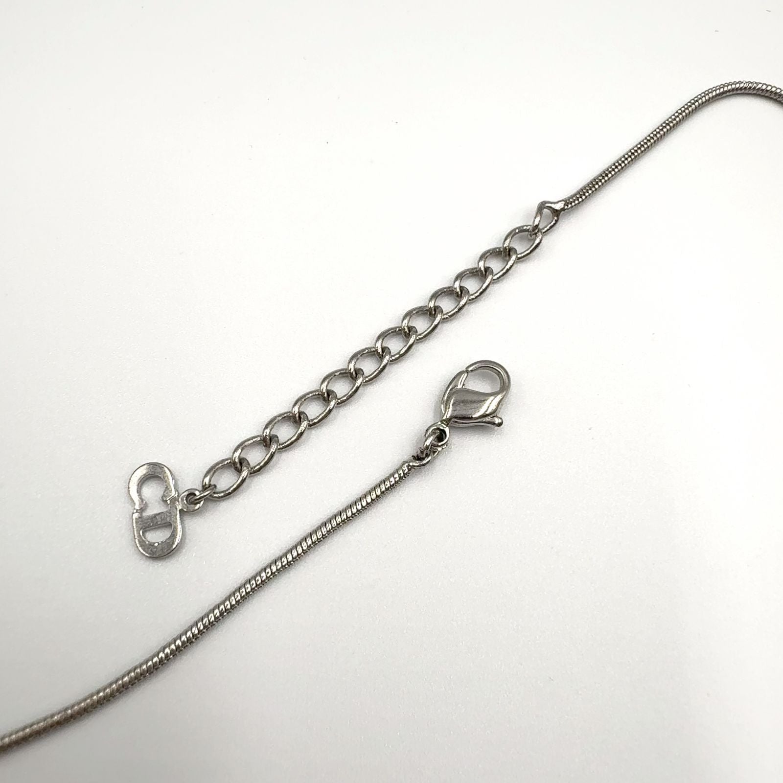 Dior Line Stone Logo Heart Metal Color Clear Silver Necklace — view 8