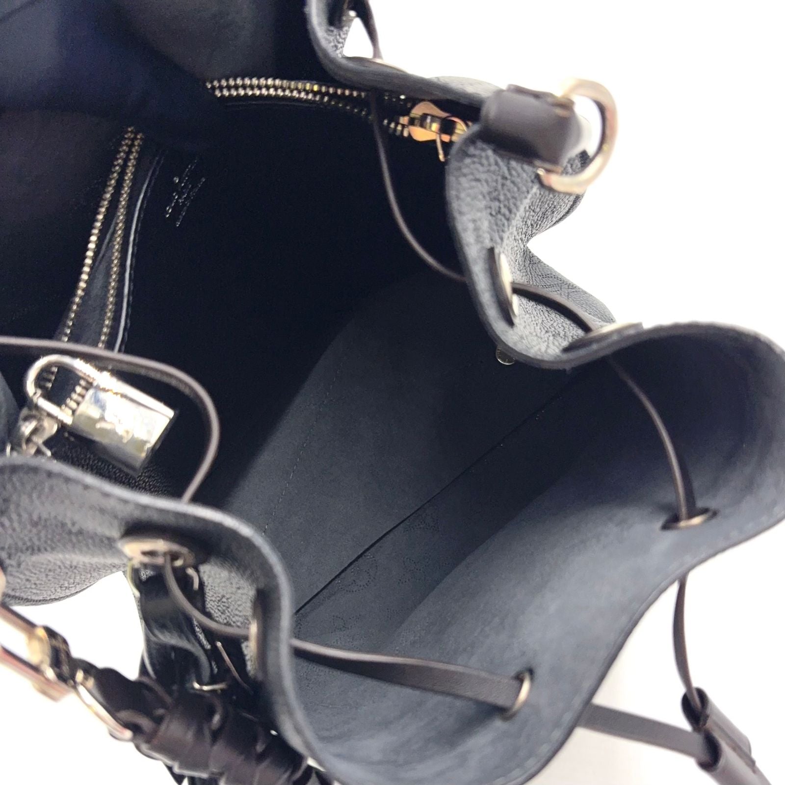 Louis Vuitton Monogram Mahinamuria Mahina 2-Way Shoulder Leather Calf Black — view 3