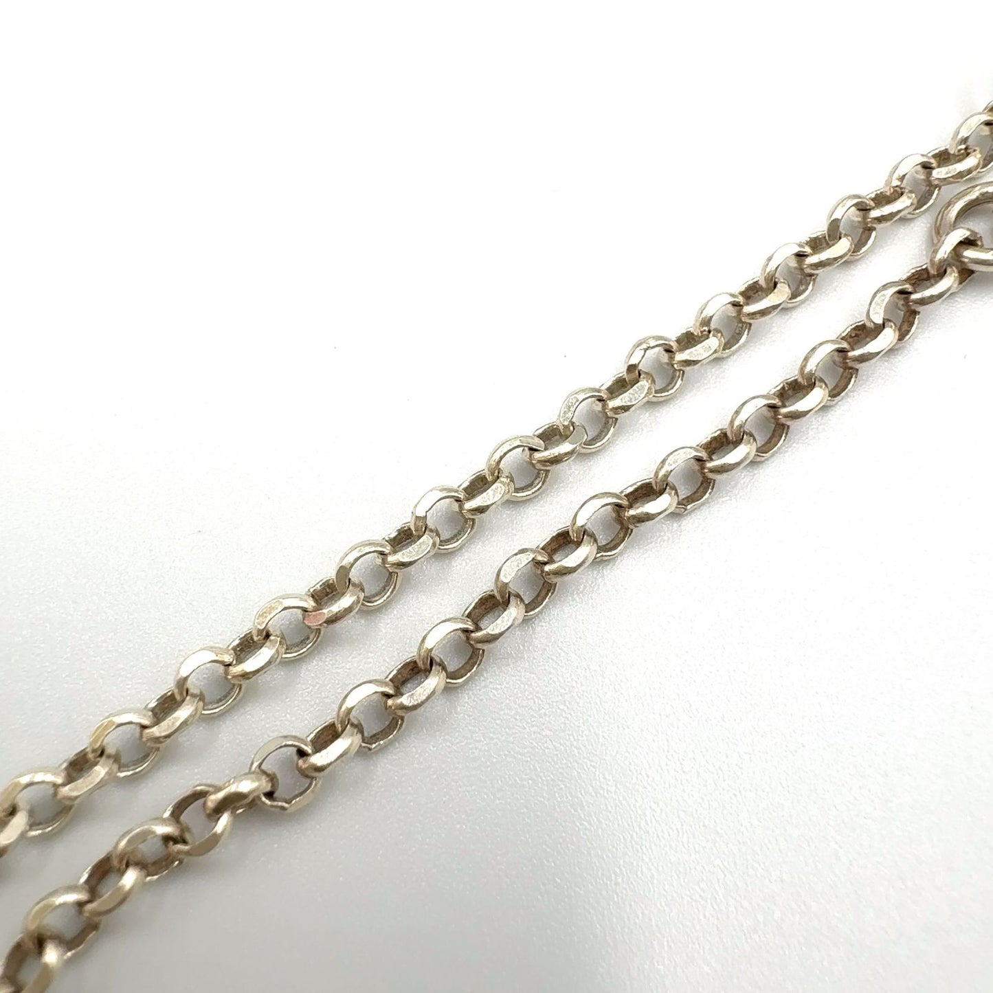 Gucci Interlocking Silver Chain Bracelet — view 6