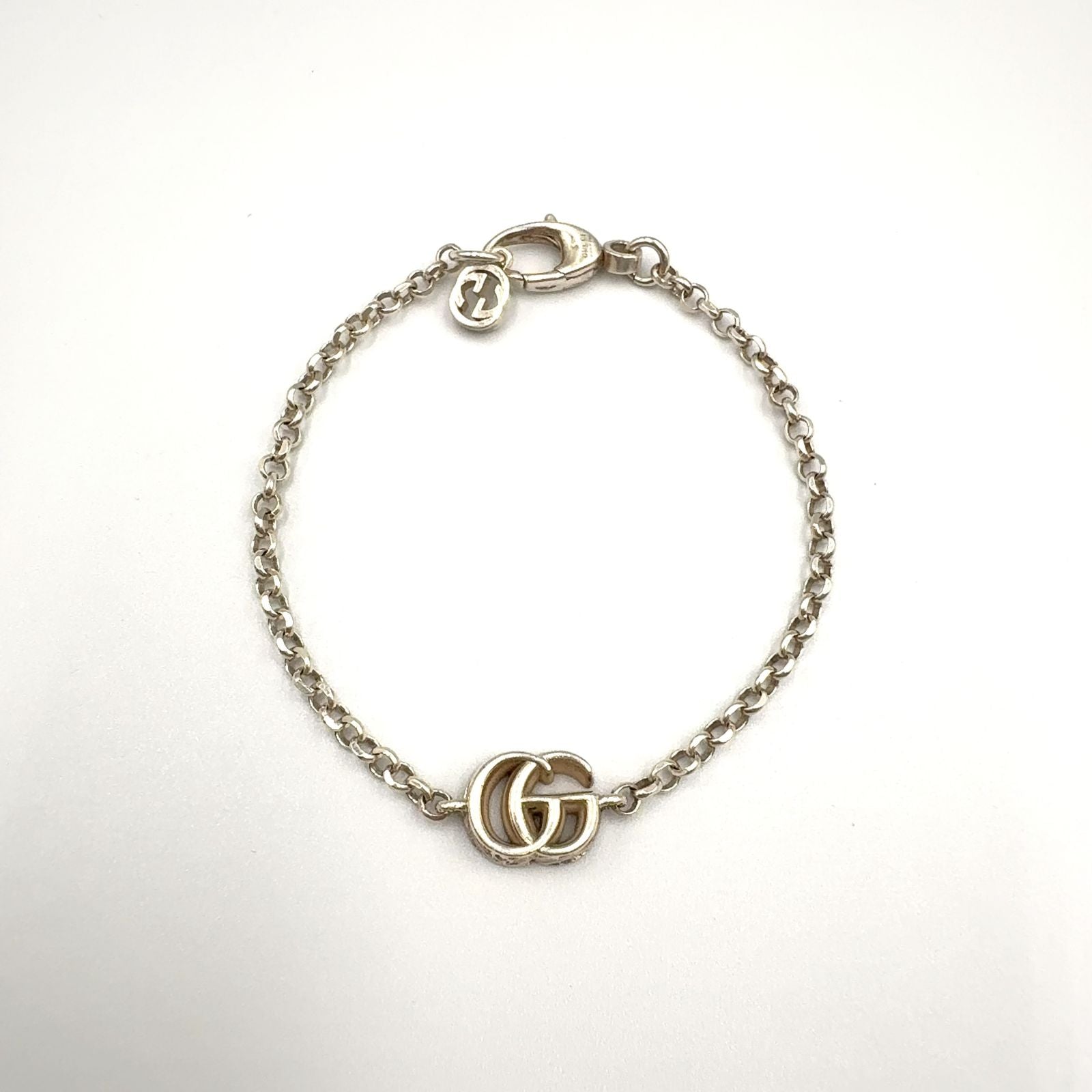 Gucci Interlocking Silver Chain Bracelet — view 3
