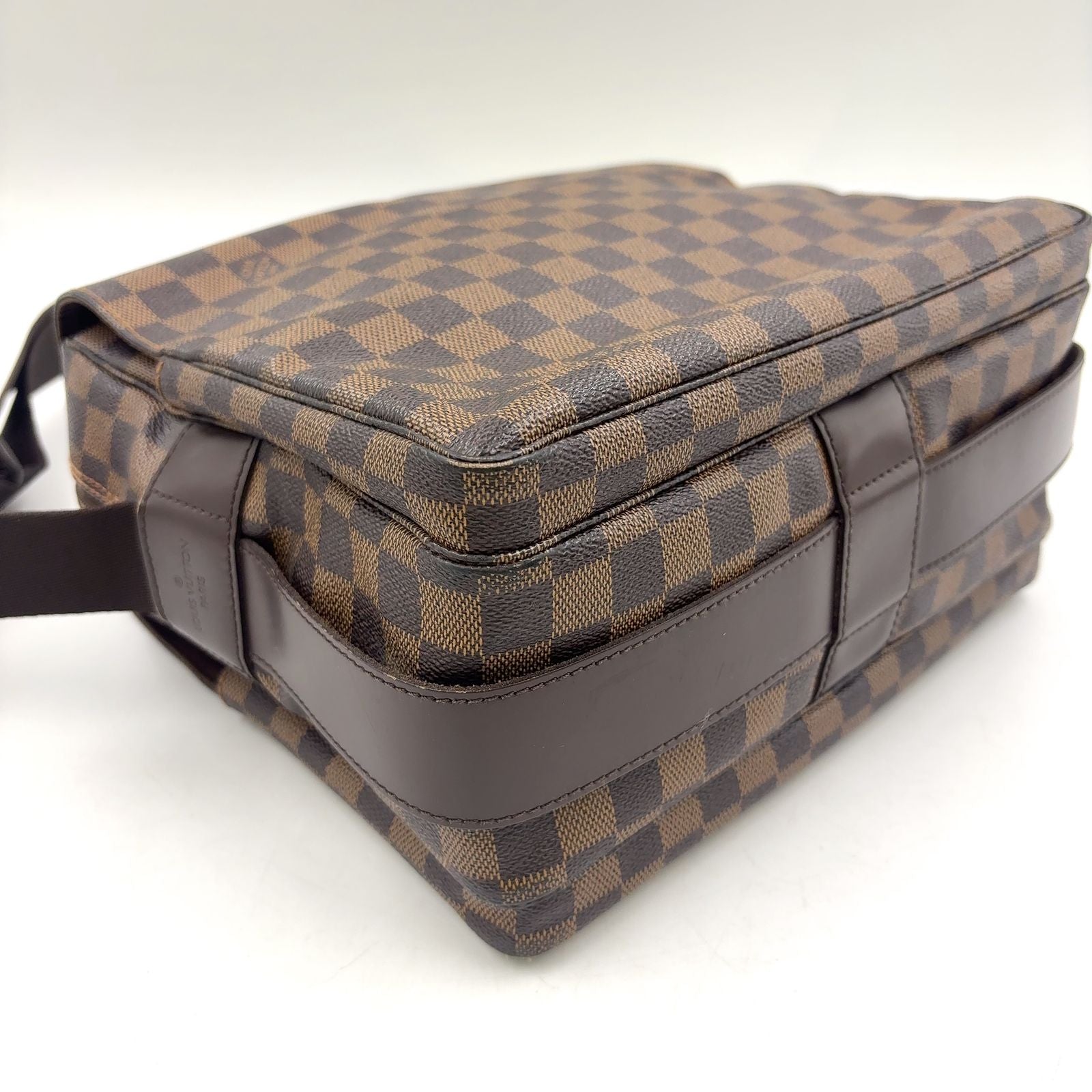 Louis Vuitton Naviglio Damier Ebene Leather Brown Shoulder Bag Gold — view 7
