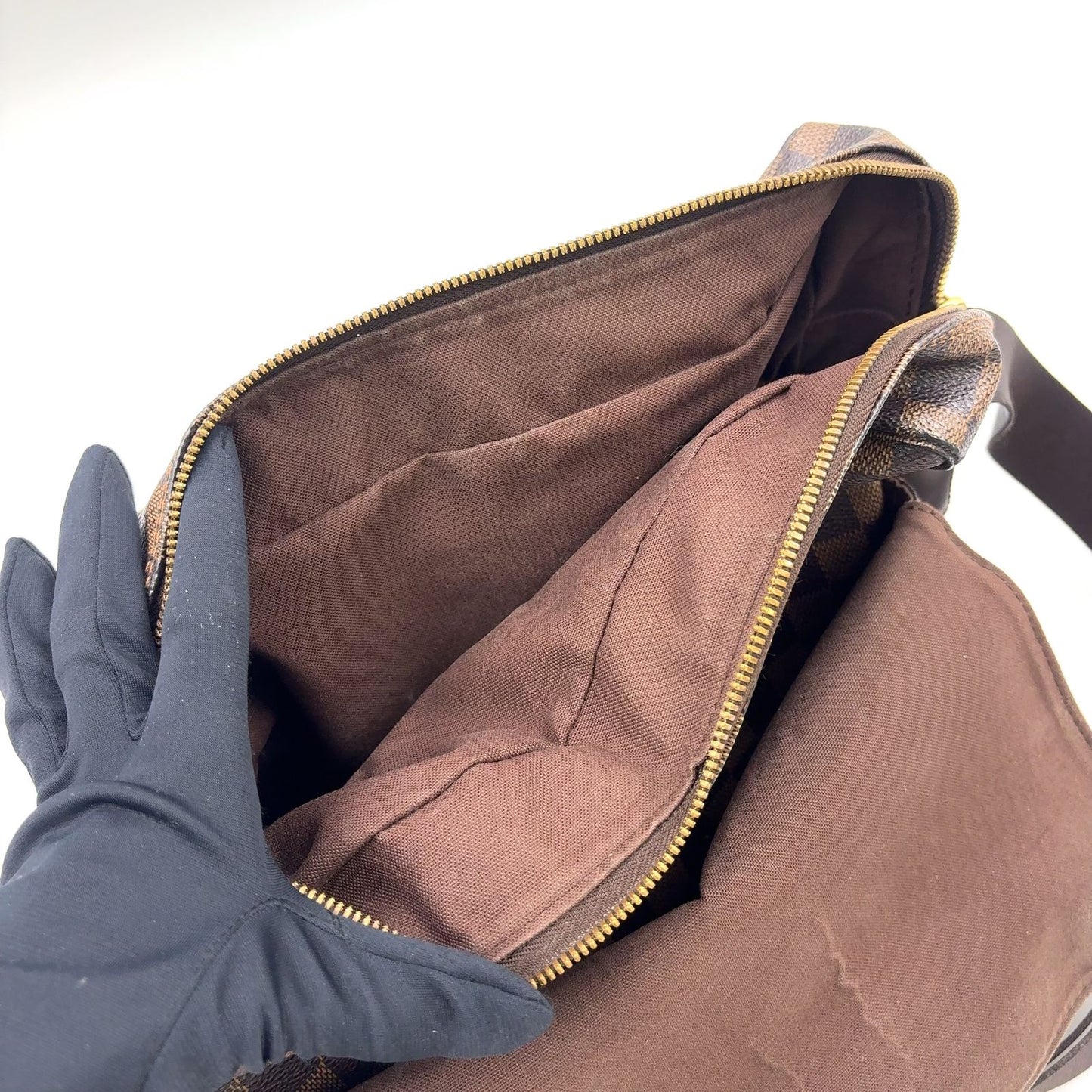Louis Vuitton Naviglio Damier Ebene Leather Brown Shoulder Bag Gold — view 9