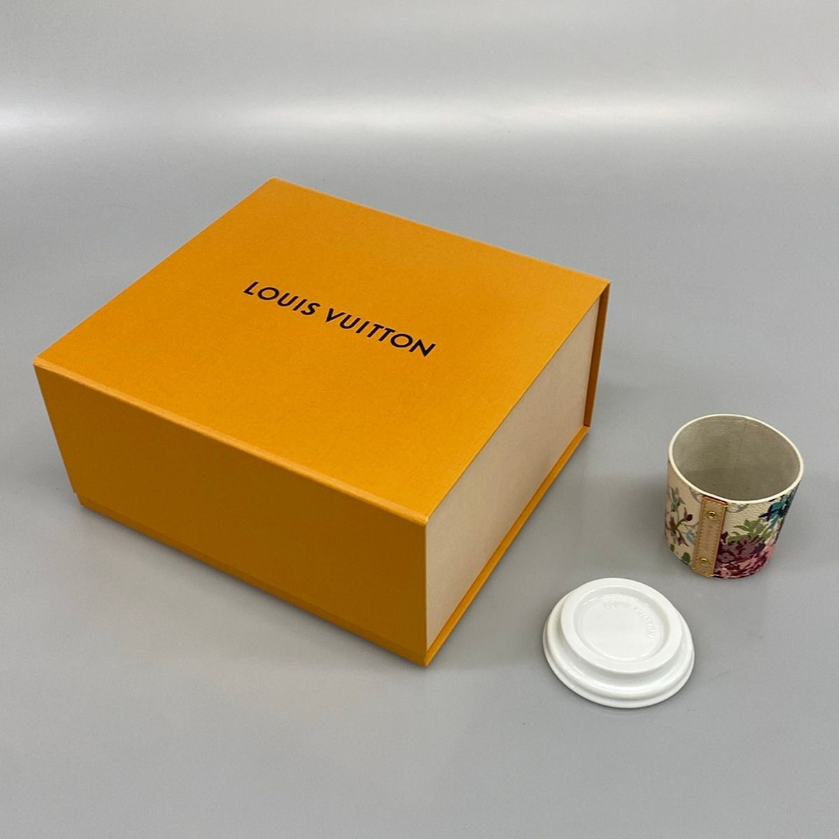 Louis Vuitton Tableware Cup LV Tapestry White Multi Cup Floral Monogram Canvas — view 6