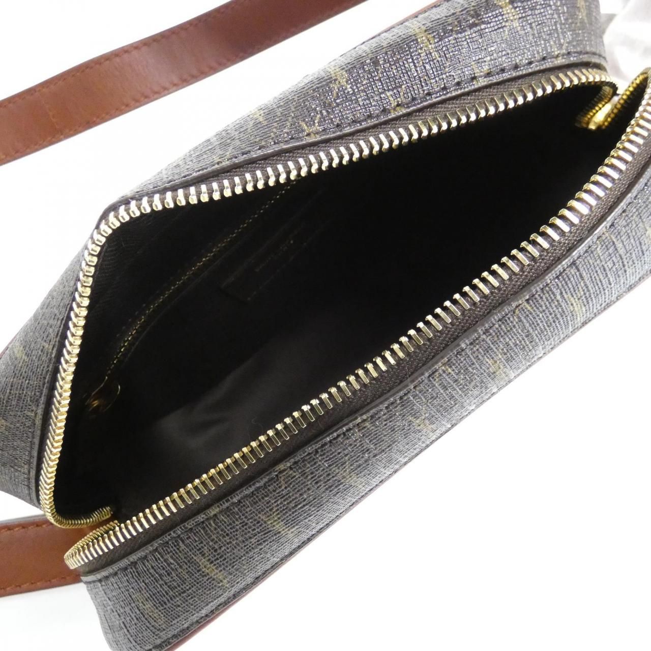 Saint Laurent le Monogram Camera Bag — view 7