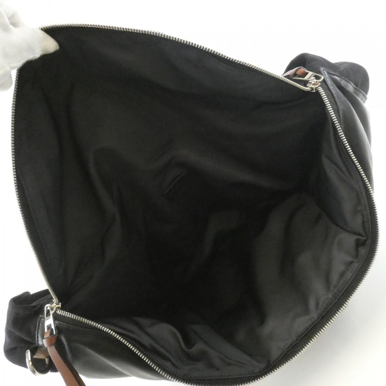 Loewe Puffy Shoulder Bag — view 7