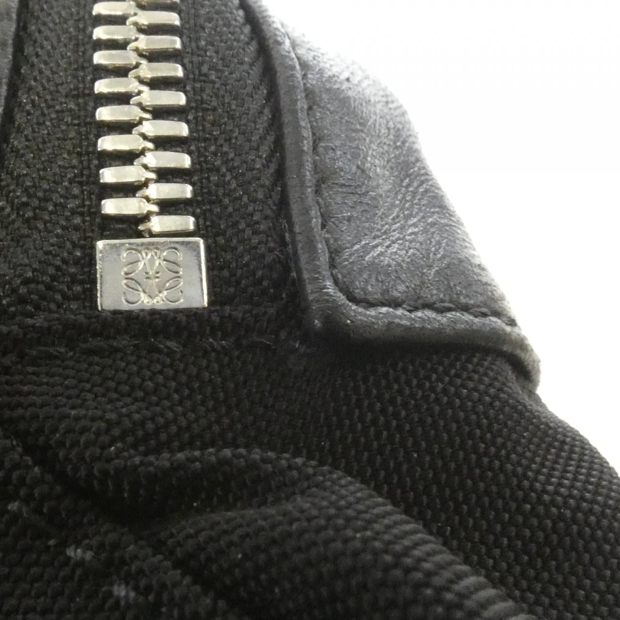 Loewe Puffy Shoulder Bag — view 6