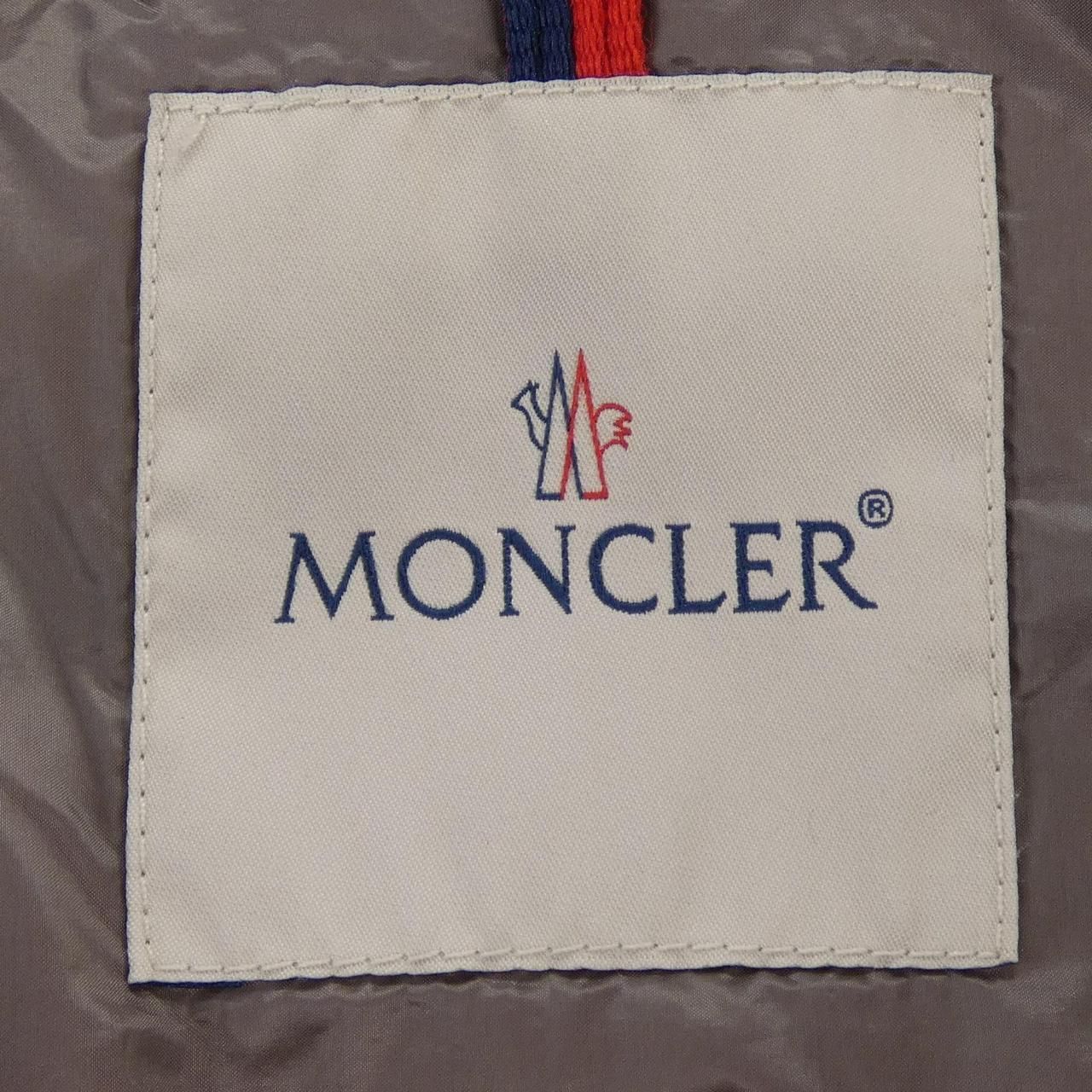 Moncler Bradford Down Jacket — view 4