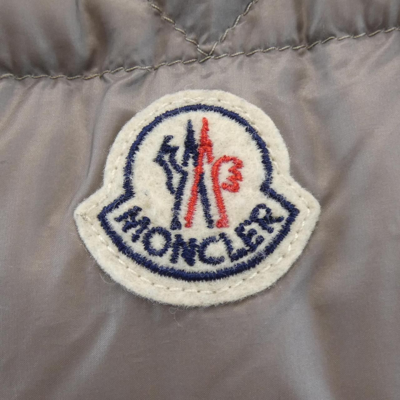 Moncler Bradford Down Jacket — view 7