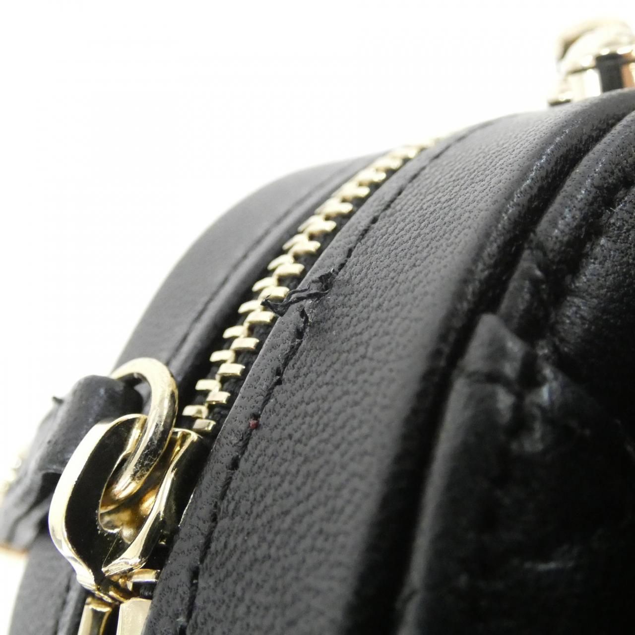 Chanel Shoulder Bag Black — view 4