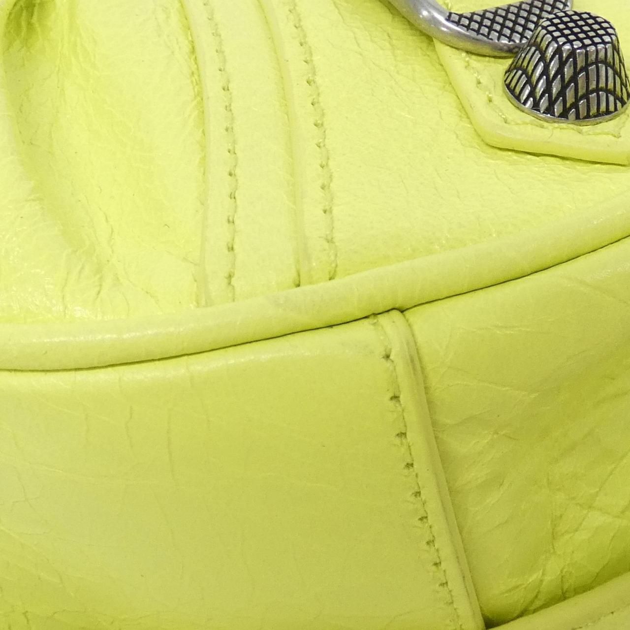 Balenciaga le Cagole Shoulder Bag — view 3