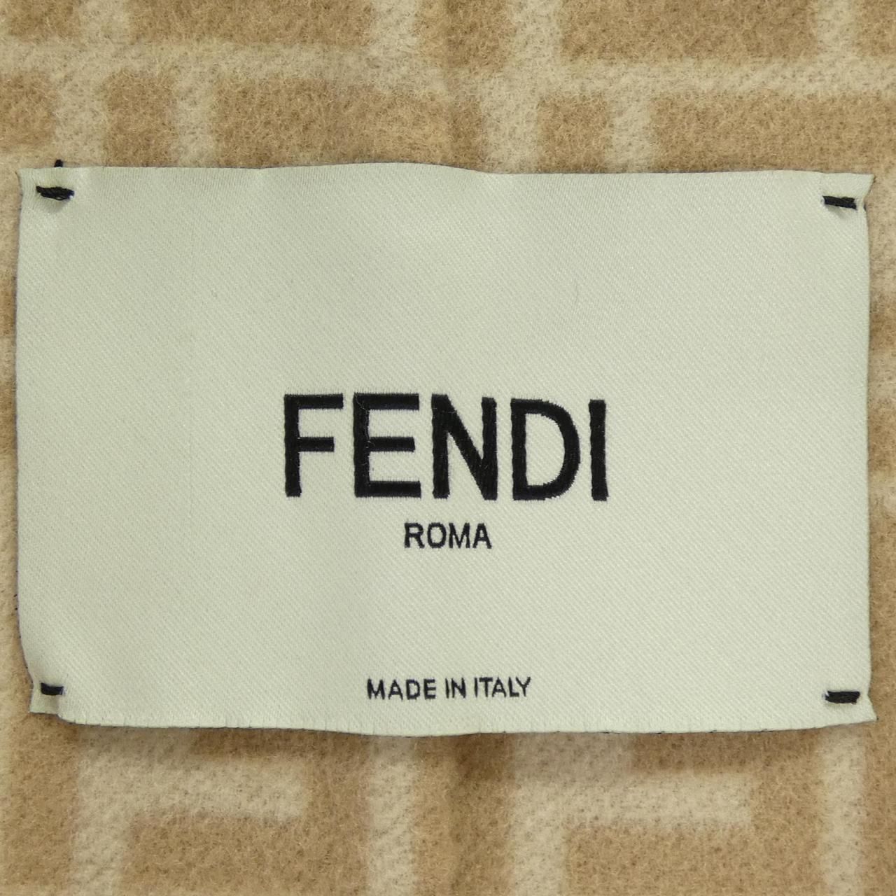 Fendi Coat Beige — view 4