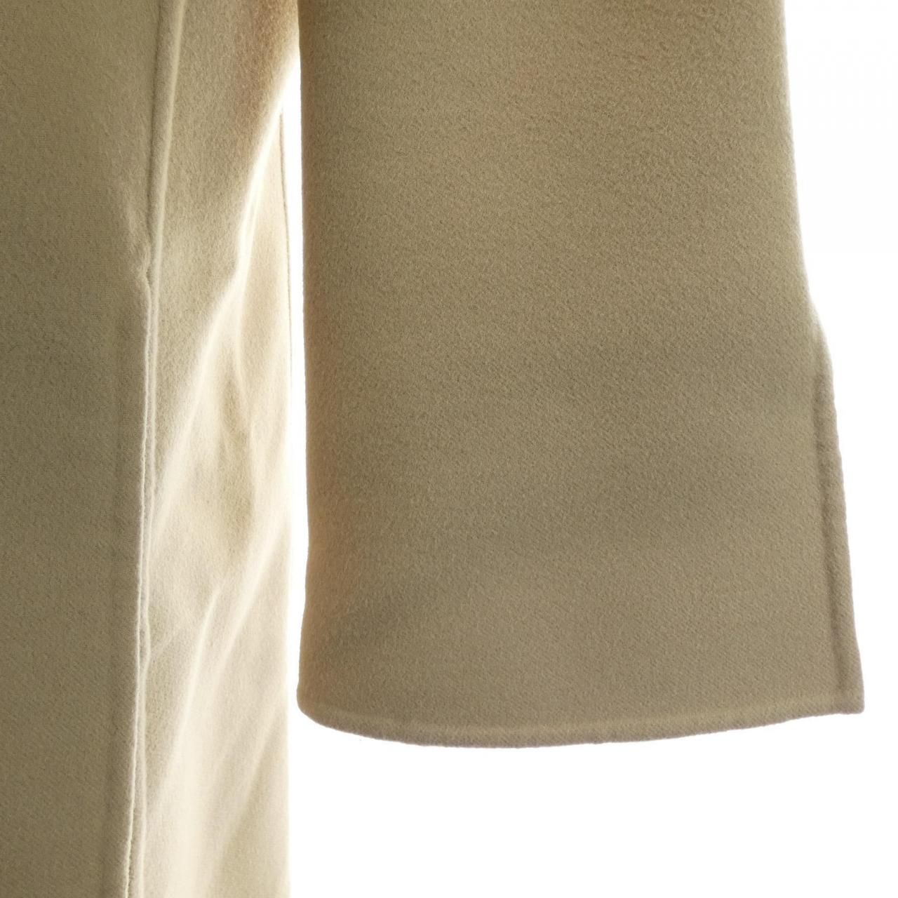 Fendi Coat Beige — view 7