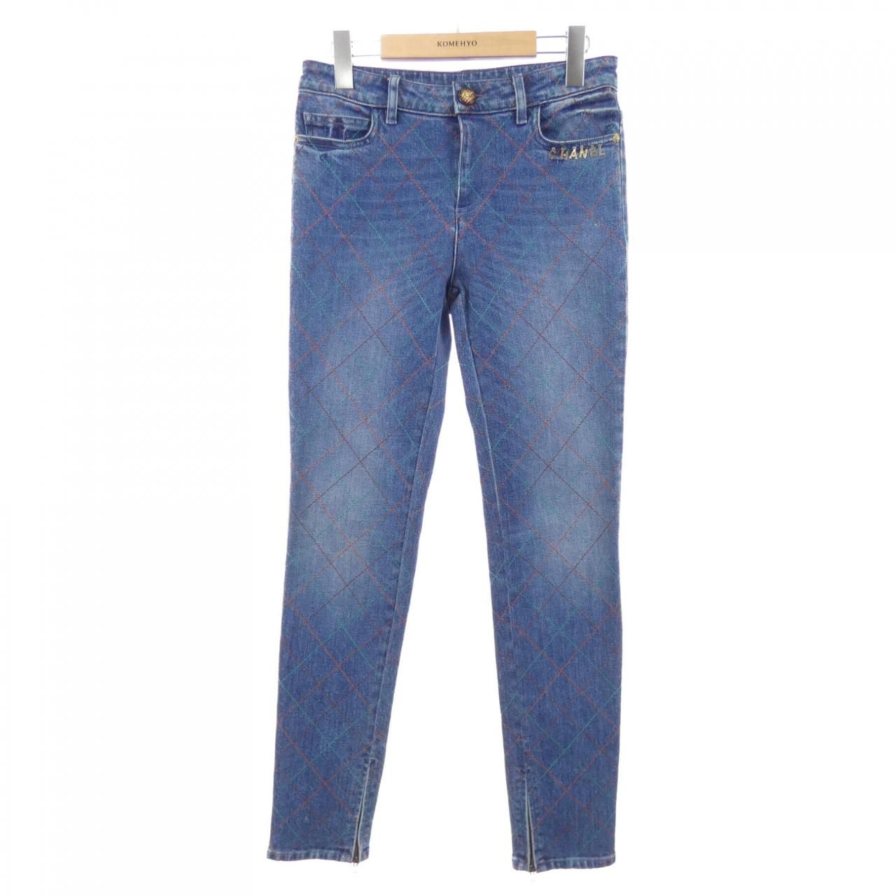 Chanel Jeans Blue