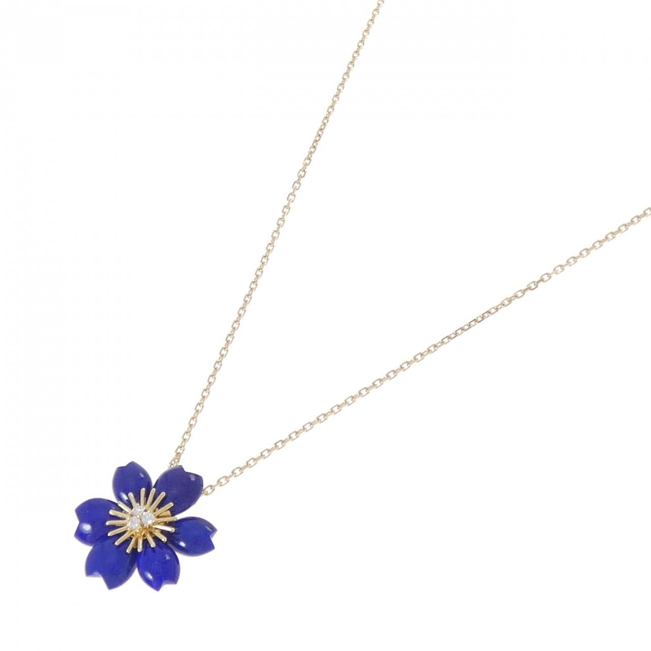 Van Cleef & Arpels Rose de Noel Mini Necklace — view 2