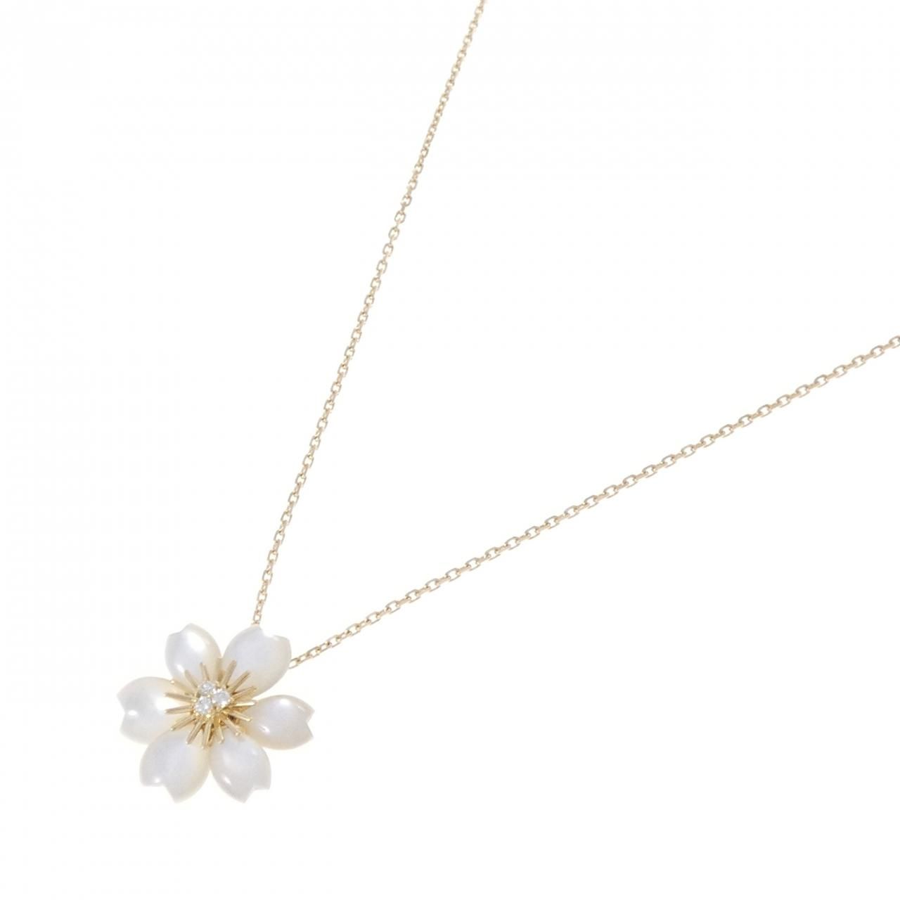 Van Cleef & Arpels Rose de Noel Mini Necklace — view 2