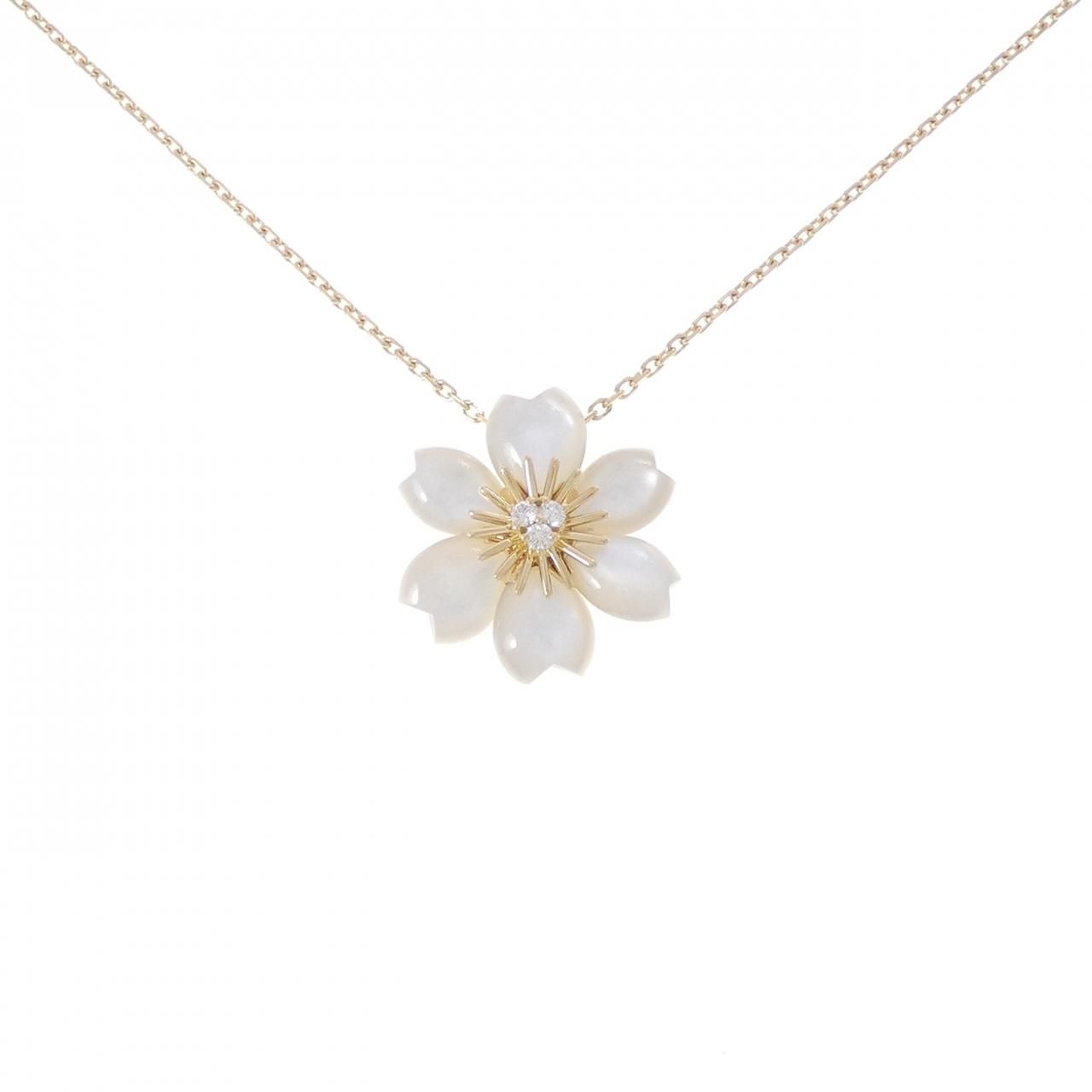 Van Cleef & Arpels Rose de Noel Mini Necklace