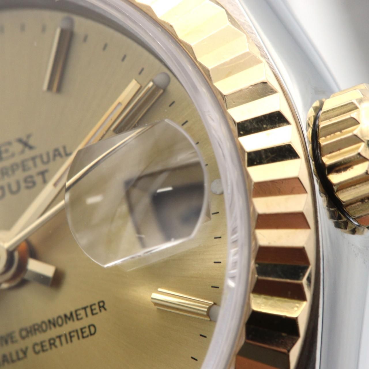 Rolex Datejust Automatic Winding S Number Watch — view 6
