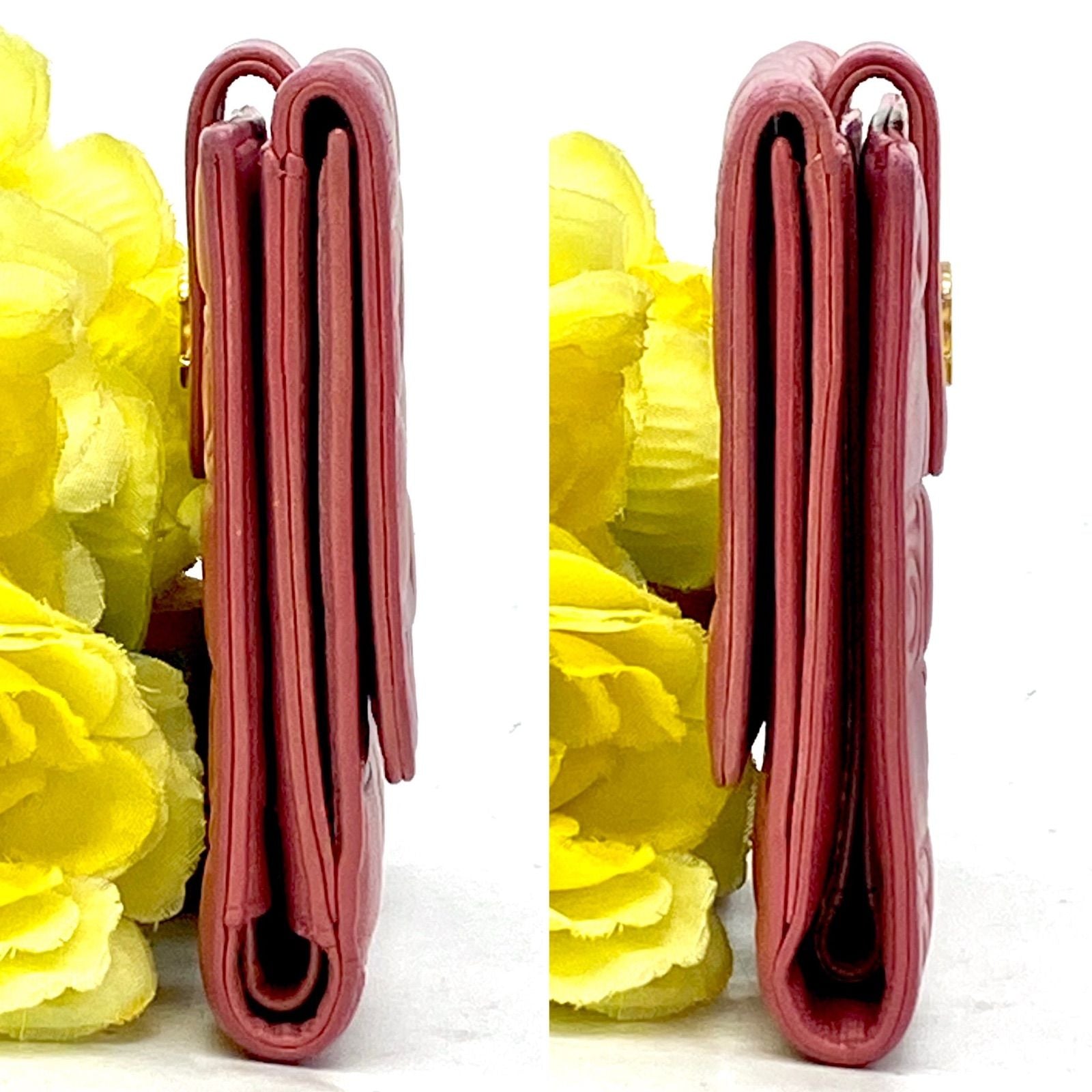 Chanel Fold Wallet Hook Icon Line CC Logo Pink — view 6