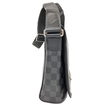 Louis Vuitton District PM Shoulder Bag Damier Canvas — view 3