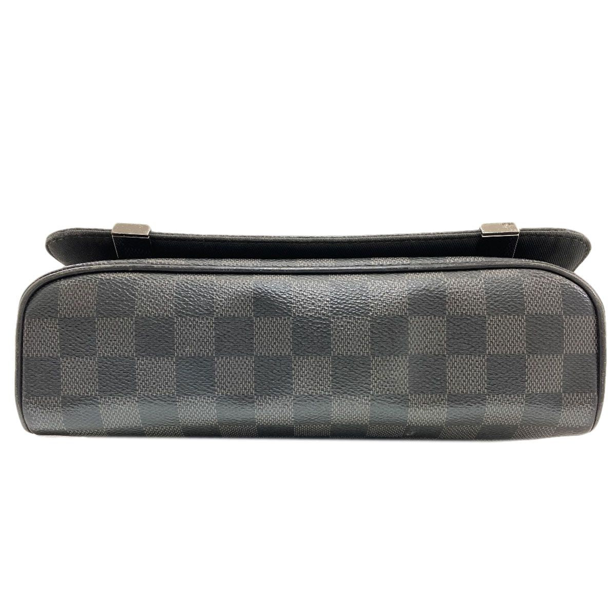 Louis Vuitton District PM Shoulder Bag Damier Canvas — view 4