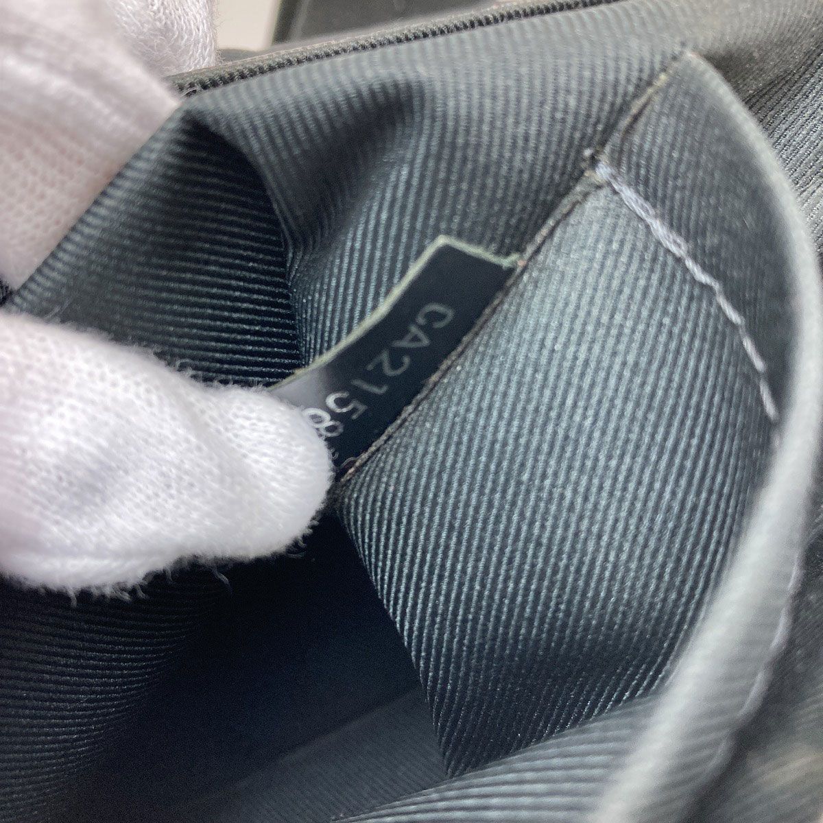Louis Vuitton District PM Shoulder Bag Damier Canvas — view 7