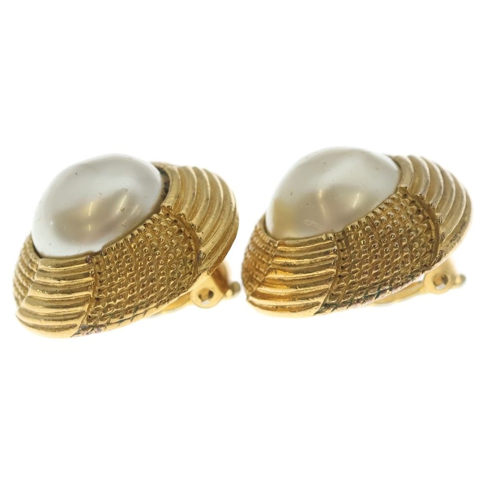 Chanel Faux Pearl Round Earrings Gold — view 4