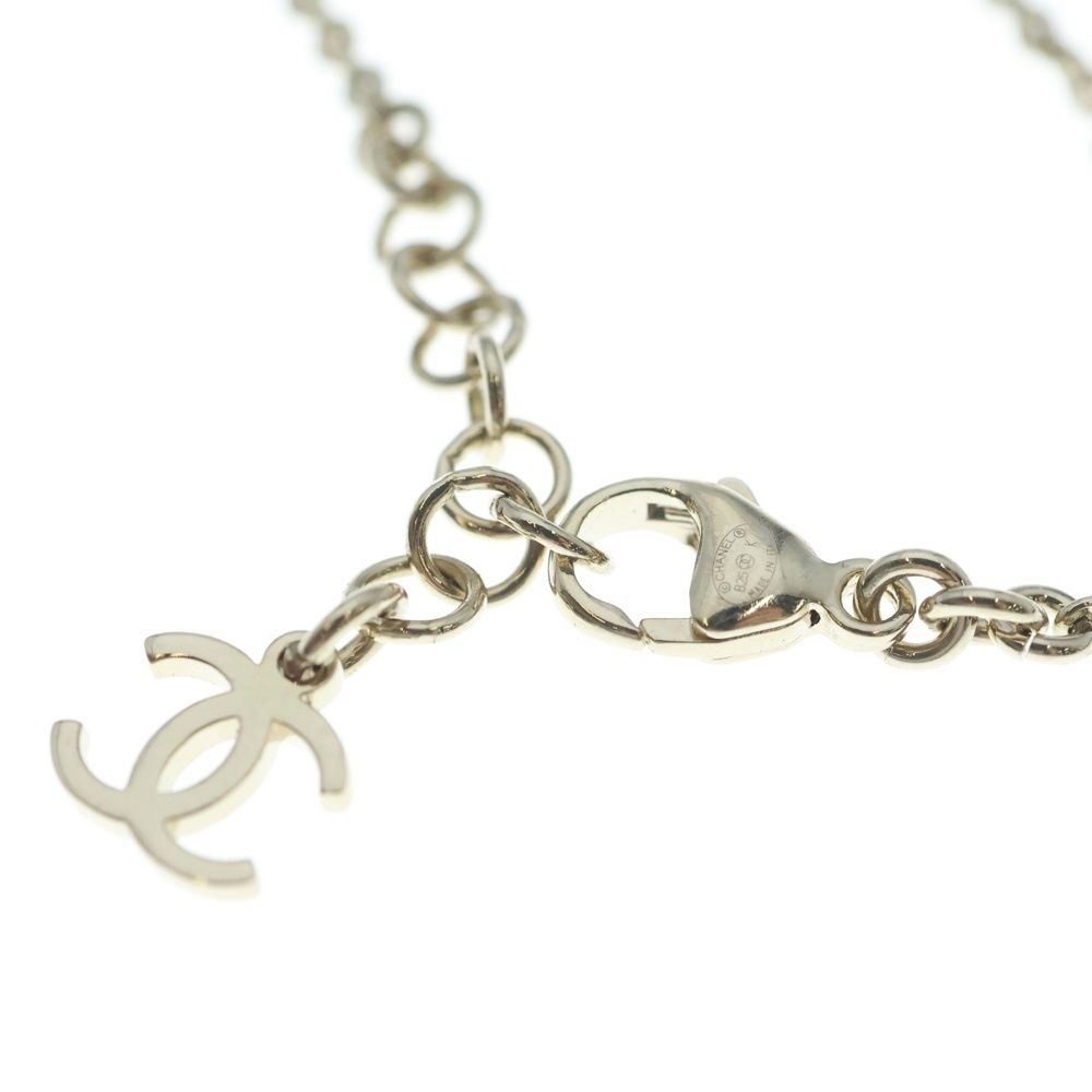 Chanel CC Logo Ribbon Line Stone Bracelet Gold — view 6