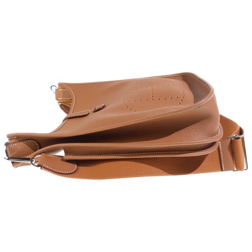 Hermes Evelyne 3 PM Gold Taurillon Shoulder Bag — view 3