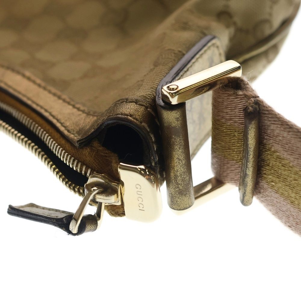 Gucci GG Canvas Shoulder Bag Beige — view 5