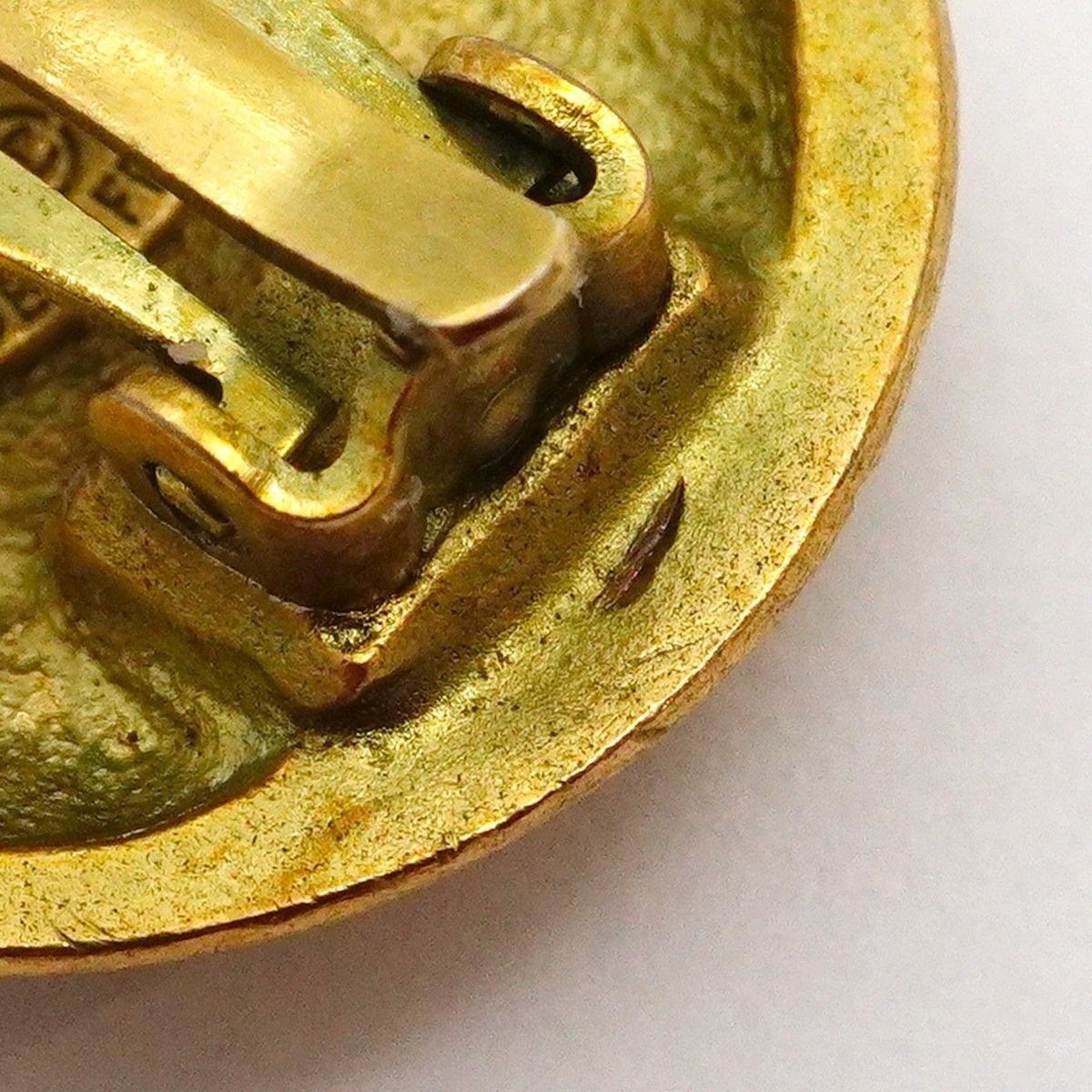 Chanel Earrings Vintage CC Logo Round — view 7