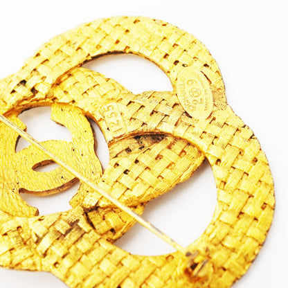 Chanel Brooch Vintage CC Logo Gold Plated — view 7