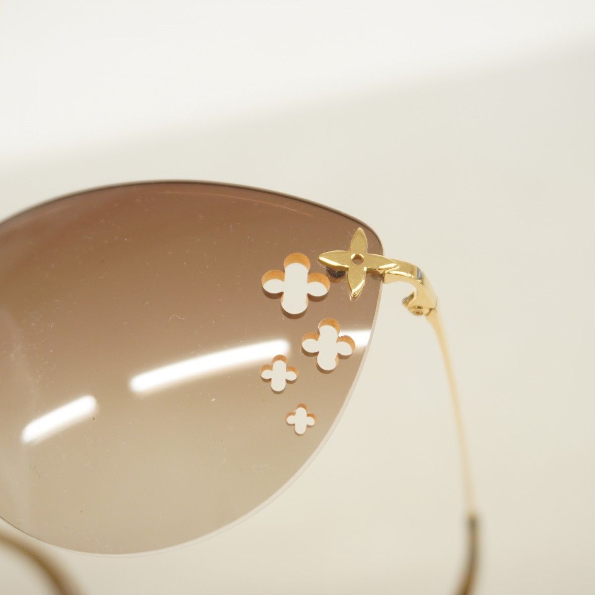 Louis Vuitton Sunglasses Flower Des Mayo Cat Eye Brown Eyewear — view 6