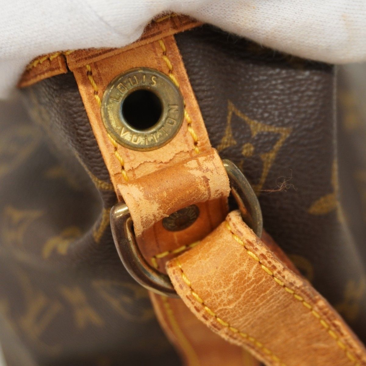 Louis Vuitton Shoulder Bag Monogram Petit Noe Brown — view 7
